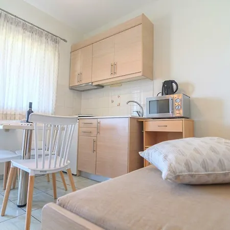 Missiria Apartment *