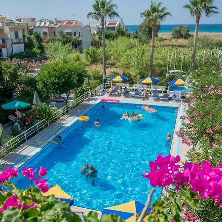 米西里亚公寓 *